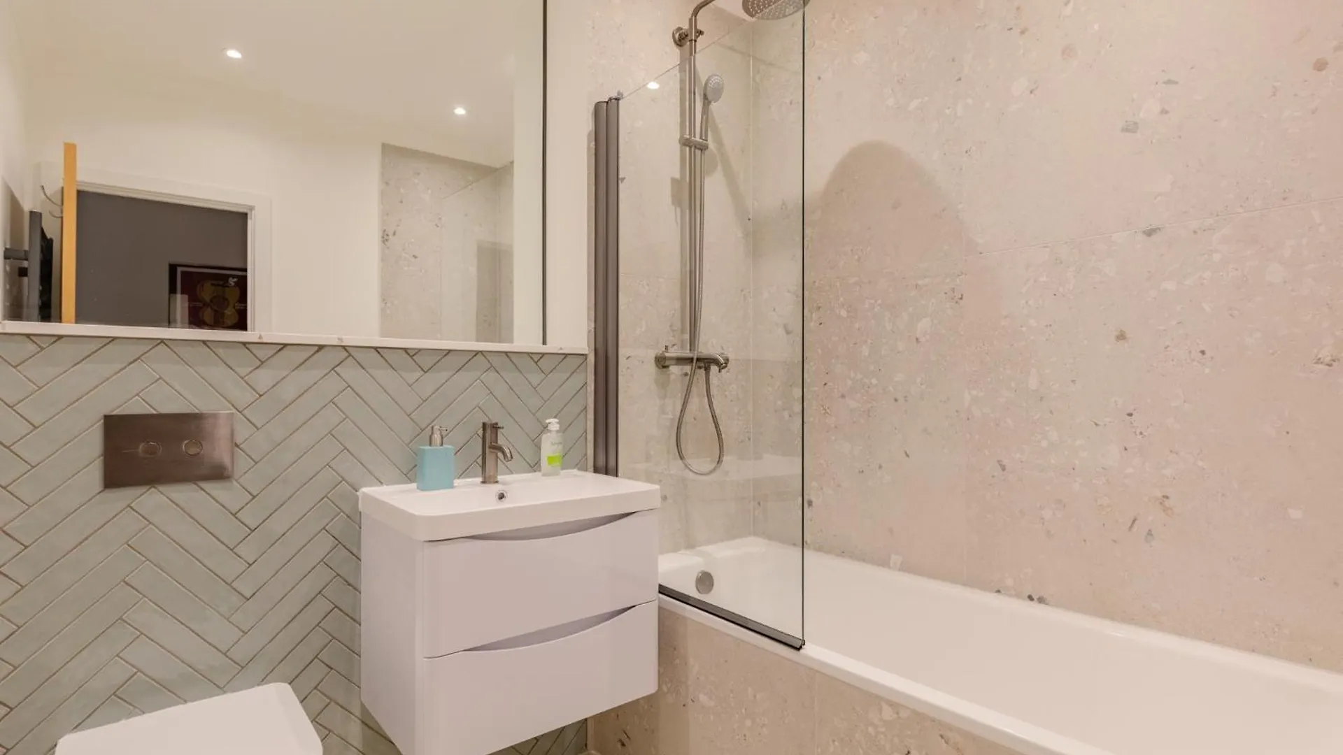 Chic 2Bd Hideaway In The Heart Of Shoreditch London Apartment